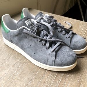 Adidas Stan smith in grey suede